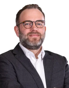 Tobias-Schoeneich-Autorenbild.webp